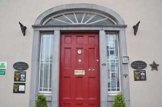 Гостевой дом Townsend House Guest House Бирр-0